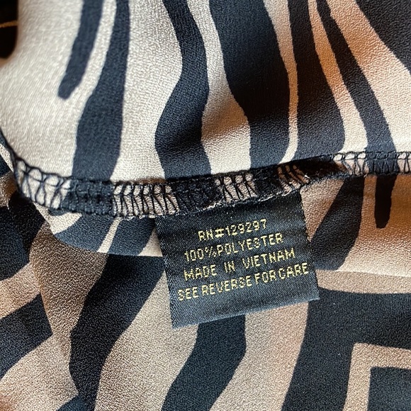IMAN Black and Tan Animal Print Wrap Front Cold Shoulder Blouse. Like New! - Picture 3 of 6